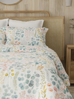 Zen 225 CVC Multicolor Floral Double Size Bedsheet with 2 Pillow Covers (Dried Flowers)