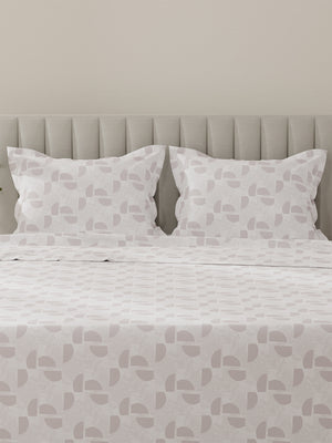 Lumina Floret 100% Cotton 144 TC Grey & White Geometrical Print King Bedsheet with 2 Pillow Covers