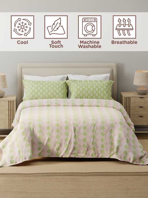 100% Cotton 120 TC, Double Size Pink & Green Bedsheet with 2 Pillow Covers (Geometric Print)