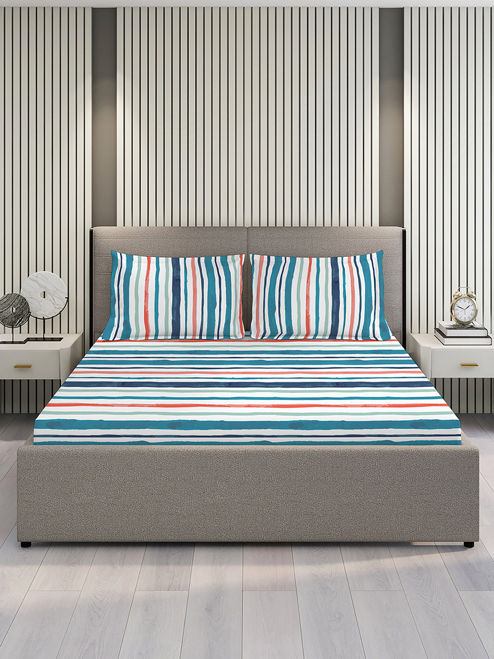 Duracount 225 CVC Blue Stripes King Size Bedsheet with 2 Pillow Covers
