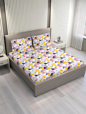 Aura Microfibre 110 GSM Multicolor Geometrical 1 King Size Bedsheet with 2 Pillow Covers
