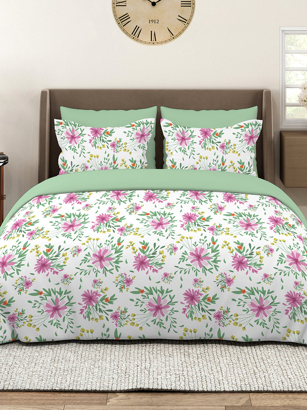 Marigold 100% Cotton 144 TC Multicolor Floral King Size Bedsheet with 2 Pillow Covers