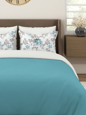 Illuminating Homes 100% Cotton 144 TC Blue Geometrical Double Size Bedsheet with 2 Pillow Covers