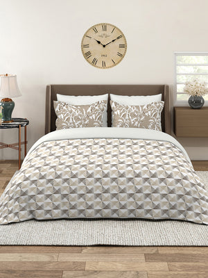 Illuminating Homes 100% Cotton 144 TC Multicolor Geometrical Double Size Bedsheet with 2 Pillow Covers