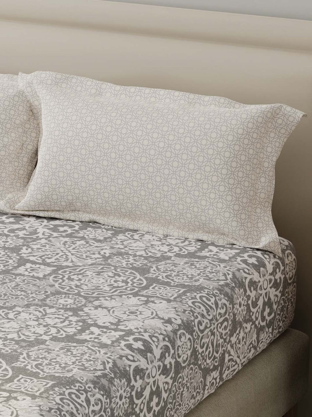 BasicX 100% Cotton 120 TC Grey Printed Double Bedsheet with 2 Pillow Covers