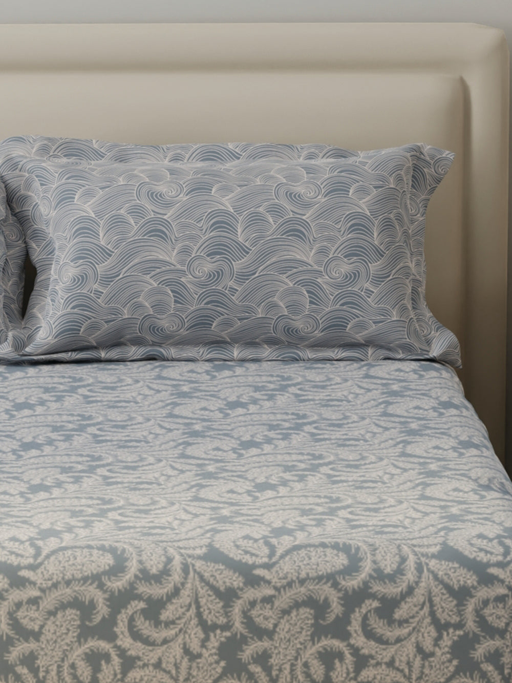 BasicX 100% Cotton 120 TC Grey Printed Double Bedsheet with 2 Pillow Covers