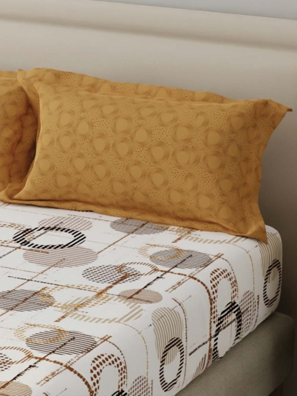 BasicX 100% Cotton 120 TC Yellow & White Geometric Double Bedsheet with 2 Pillow Covers