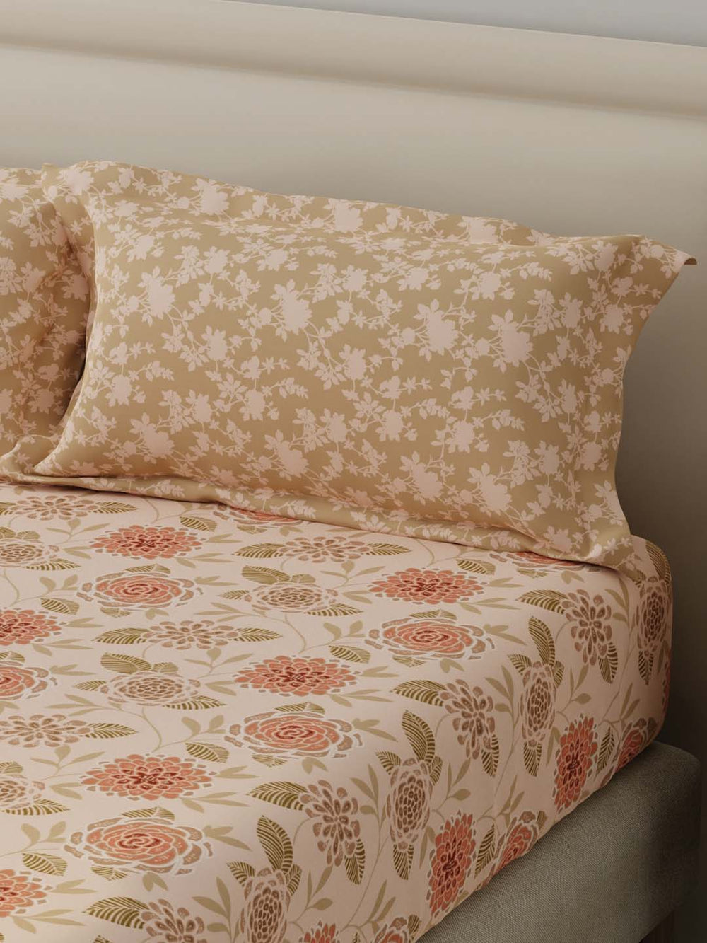BasicX 100% Cotton 120 TC Peach Floral Double Bedsheet with 2 Pillow Covers