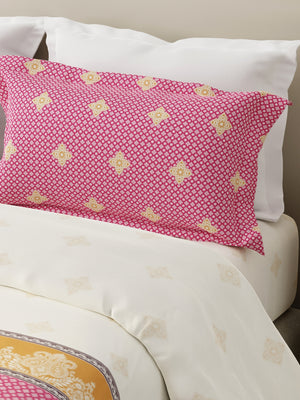 Forever 100% Cotton 120 TC Pink & White Ethnic Print King Bedsheet with 2 Pillow Covers