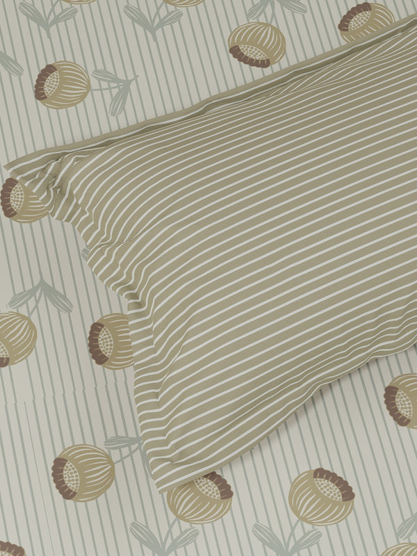 Pure Nest 100% Cotton 180 TC Brown & White Floral King Bedsheet with 2 Pillow Covers