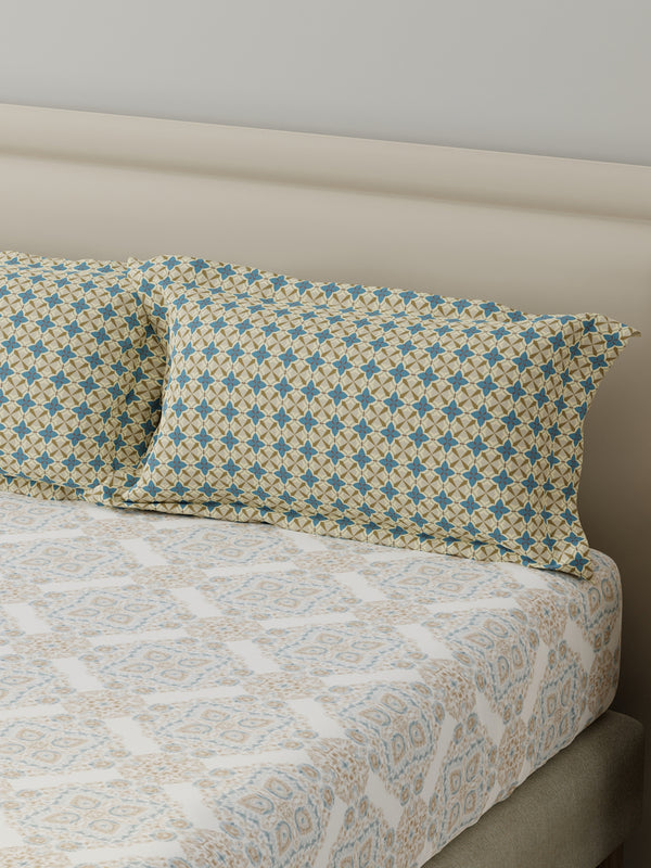 BasicX 100% Cotton 120 TC Blue & White Printed King Bedsheet with 2 Pillow Covers