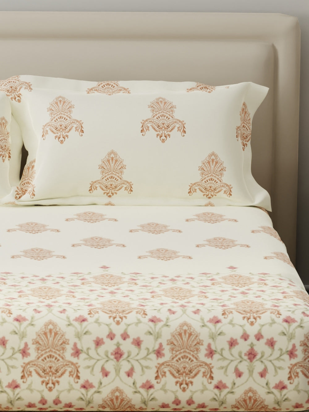 BasicX 100% Cotton 120 TC Pink & White Floral King Bedsheet with 2 Pillow Covers