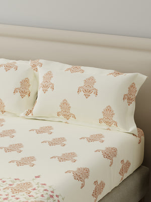 BasicX 100% Cotton 120 TC Pink & White Floral King Bedsheet with 2 Pillow Covers