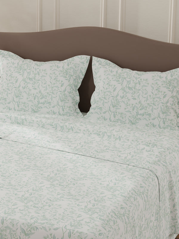 Lumina Floret 100% Cotton 144 TC Green & White Floral Double Bedsheet with 2 Pillow Covers