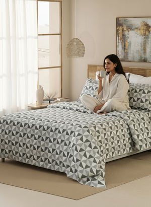 Double Size Bedsheet Set, 100% Cotton 144 TC Grey Play Geometrical Print, Emaline Collection